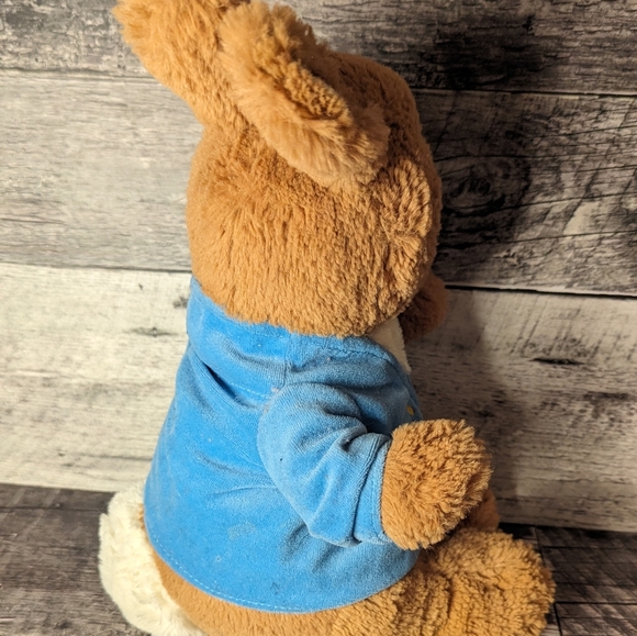 Official Peter Rabbit Plush - Picture 5 of 6